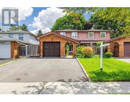 27 BEDLE AVENUE, Toronto, Ontario