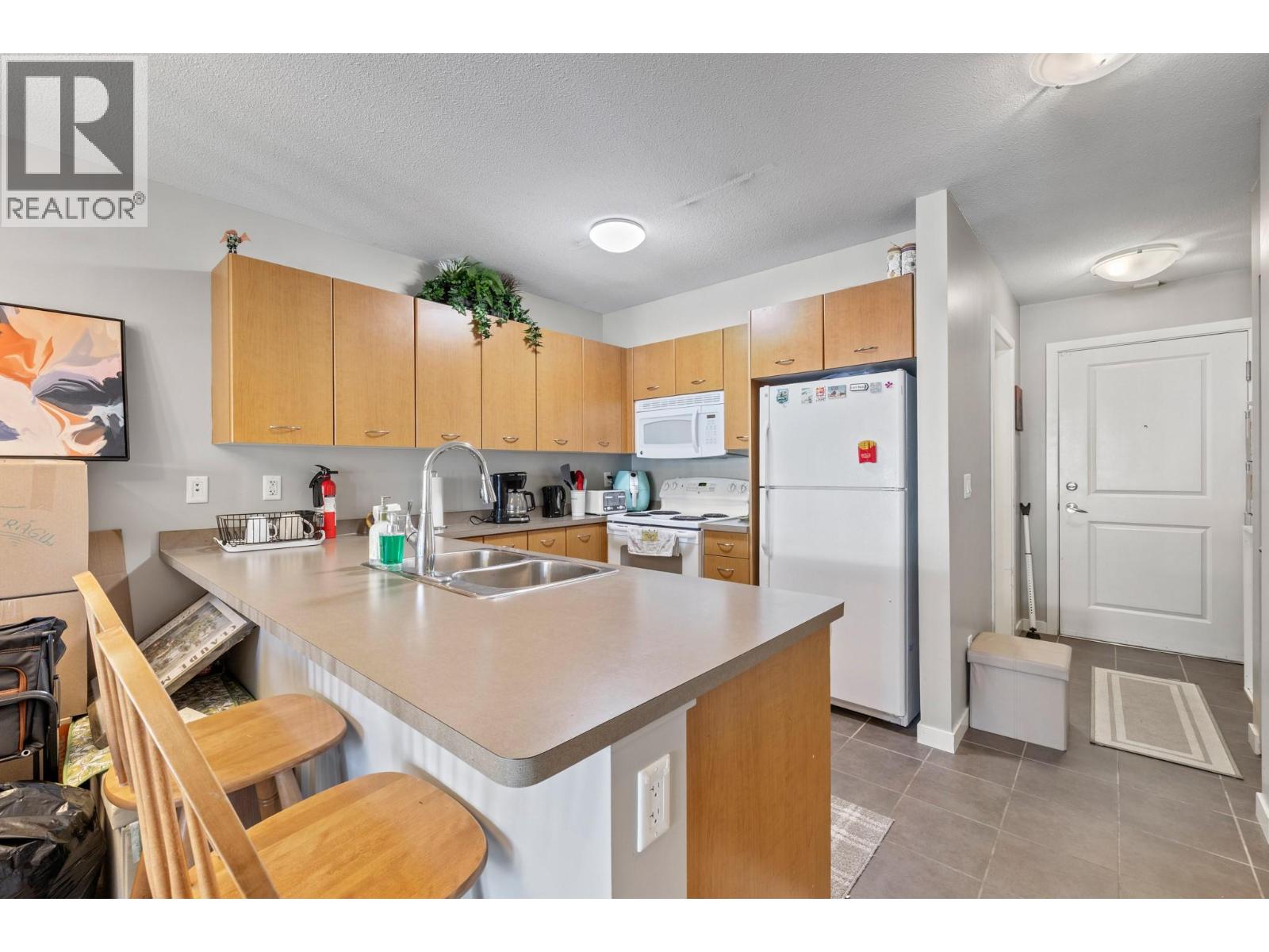 539 Yates Road Unit# 409, Kelowna, British Columbia  V1V 2T8 - Photo 6 - 10390406