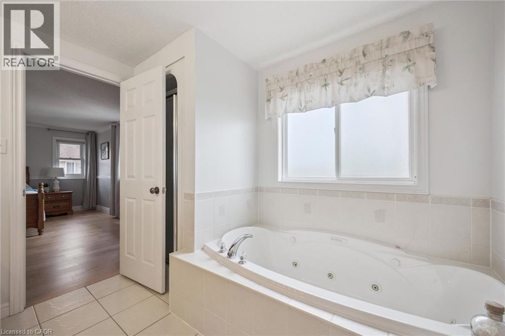 542 Rush Meadow Crescent, Kitchener, Ontario N2R 1T1 - Photo 23 - 40841952