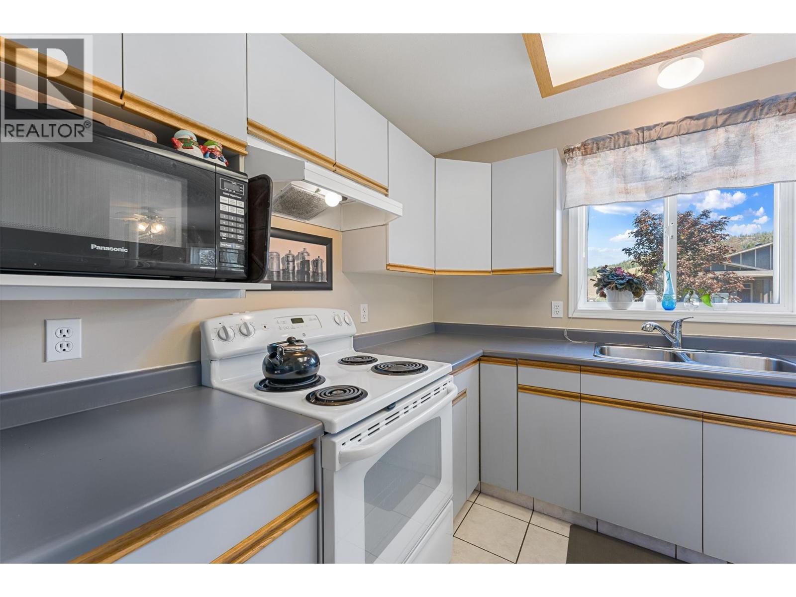 6100 Old Vernon Road Unit# 29, Kelowna, British Columbia  V1X 7T8 - Photo 14 - 10391043