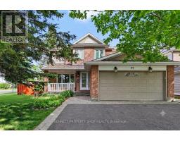 82 EMERALD MEADOWS DRIVE, Ottawa, Ontario