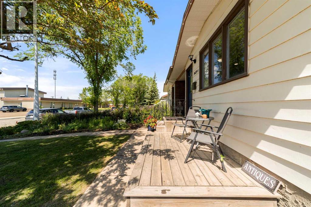 3609 A 66a Street, Camrose, Alberta  T4V 3H4 - Photo 4 - A2322967