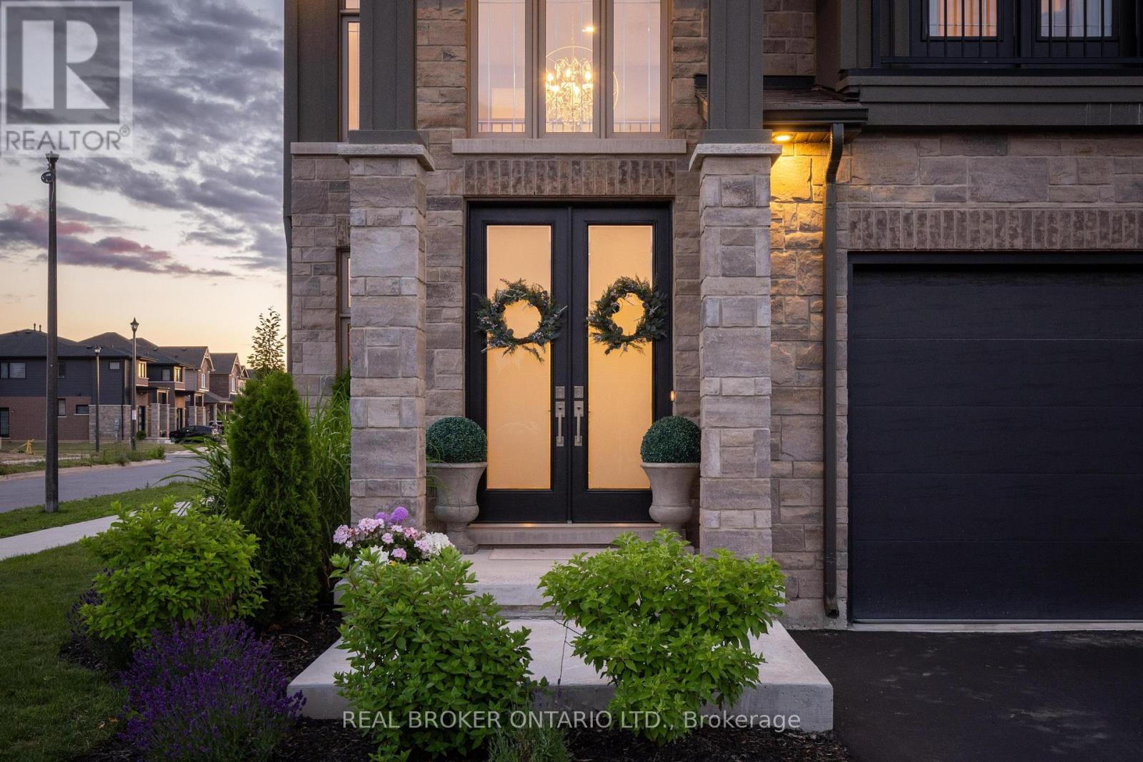 26 Swan Avenue, Pelham, Ontario  L0S 1E6 - Photo 3 - X13479704