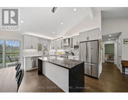 17 PIONEER DRIVE, Mississauga, Ontario