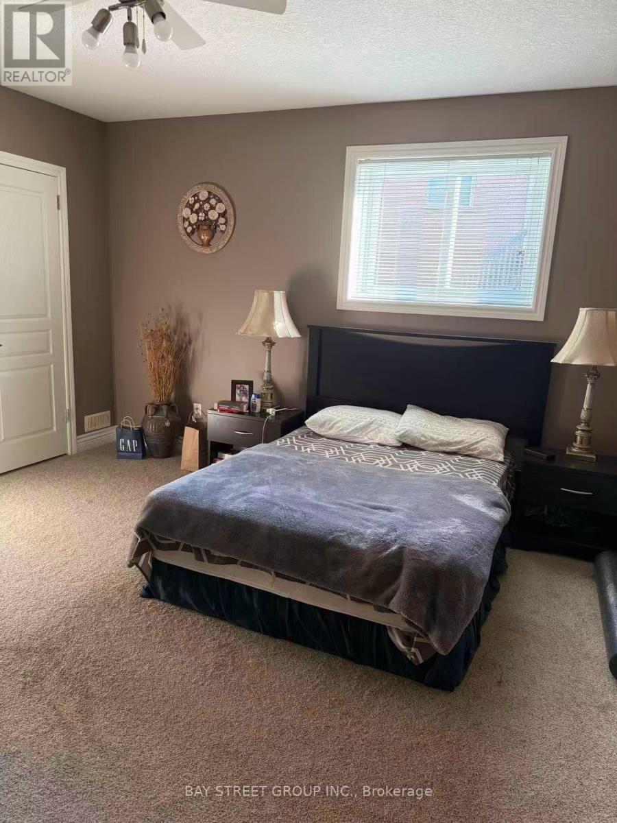 578 Springwater Drive W, Waterloo, Ontario N2V 2S5 - Photo 11 - X13415766