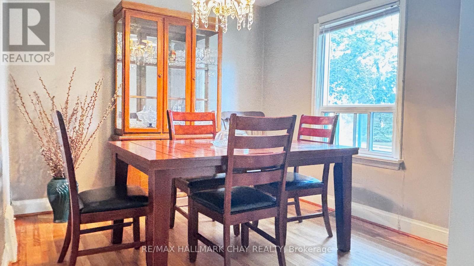 29 Rogers Road, Brampton, Ontario  L6X 1L7 - Photo 3 - W13480464