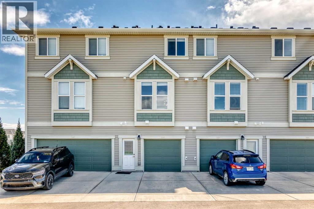 336 South Point Square Sw, Airdrie, Alberta  T4B 5C3 - Photo 2 - A2313676