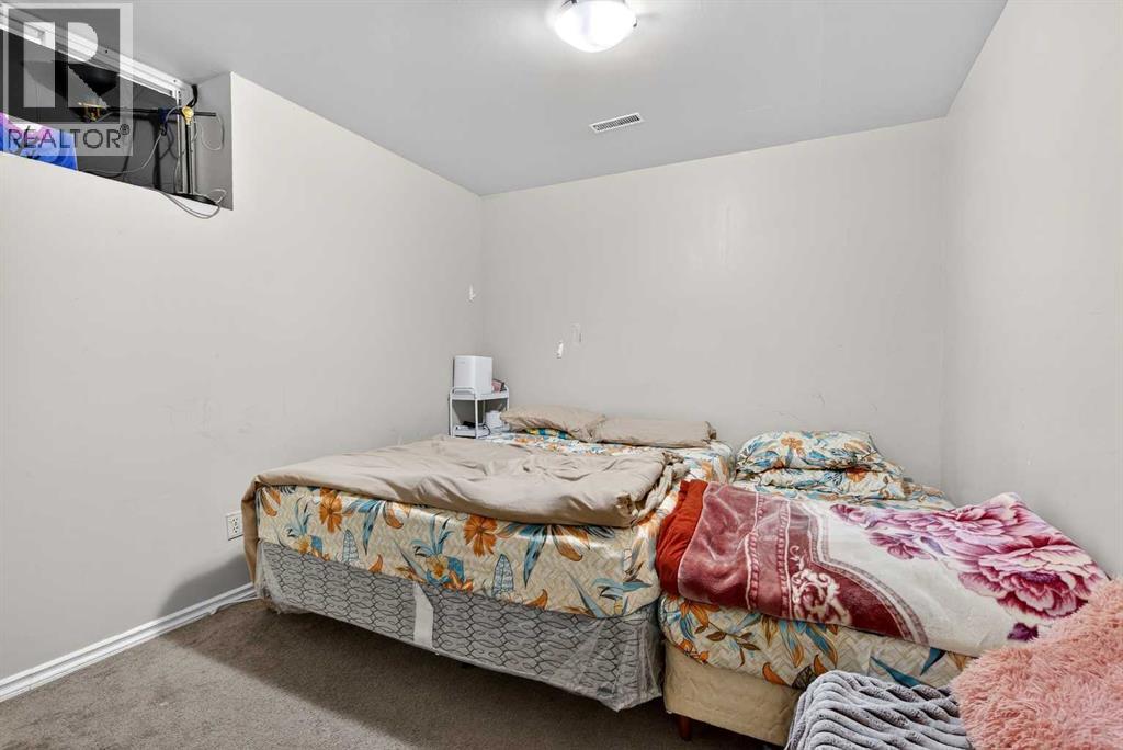 91 Martinwood Court Ne, Calgary, Alberta  T3J 3H2 - Photo 36 - A2316529