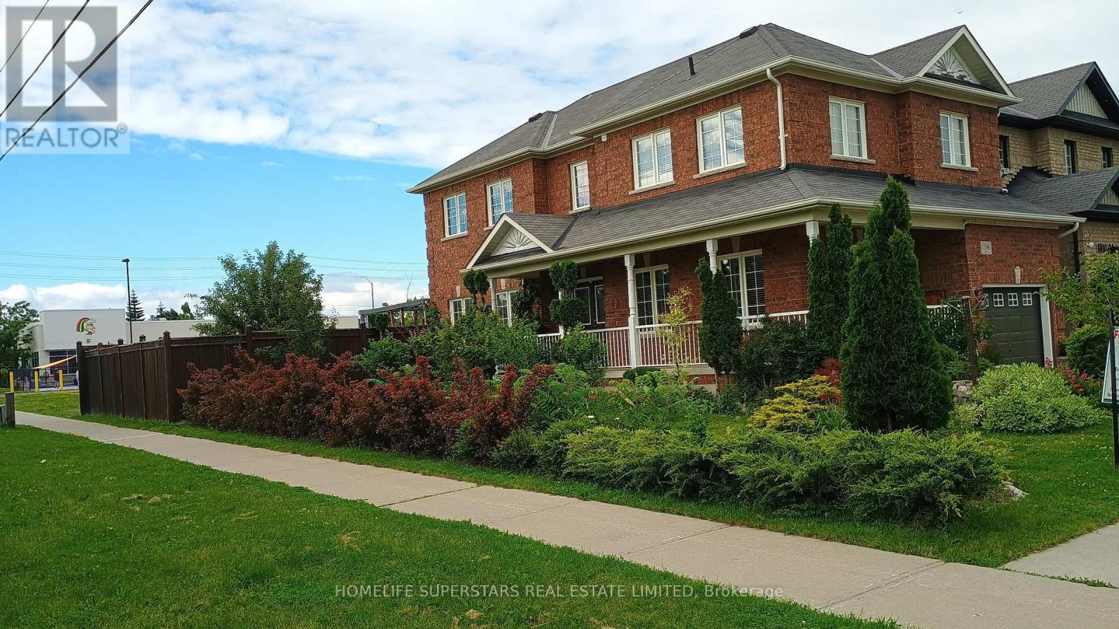 1316 Macinally Court, Oshawa, Ontario  L1K 0B6 - Photo 2 - E13432252