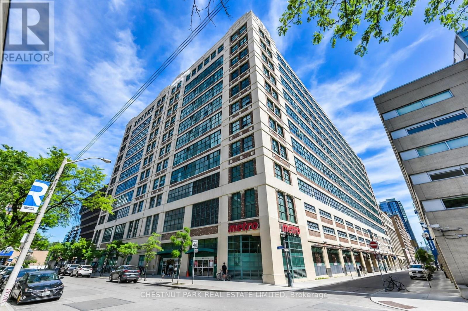 801 - 155 DALHOUSIE STREET, Toronto, Ontario