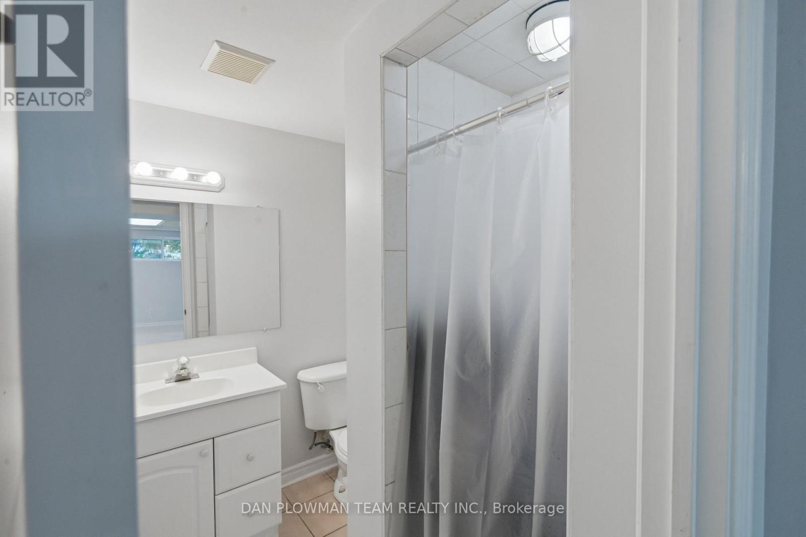 11 Mcclarnan Road, Ajax, Ontario  L1S 3A6 - Photo 39 - E13481134