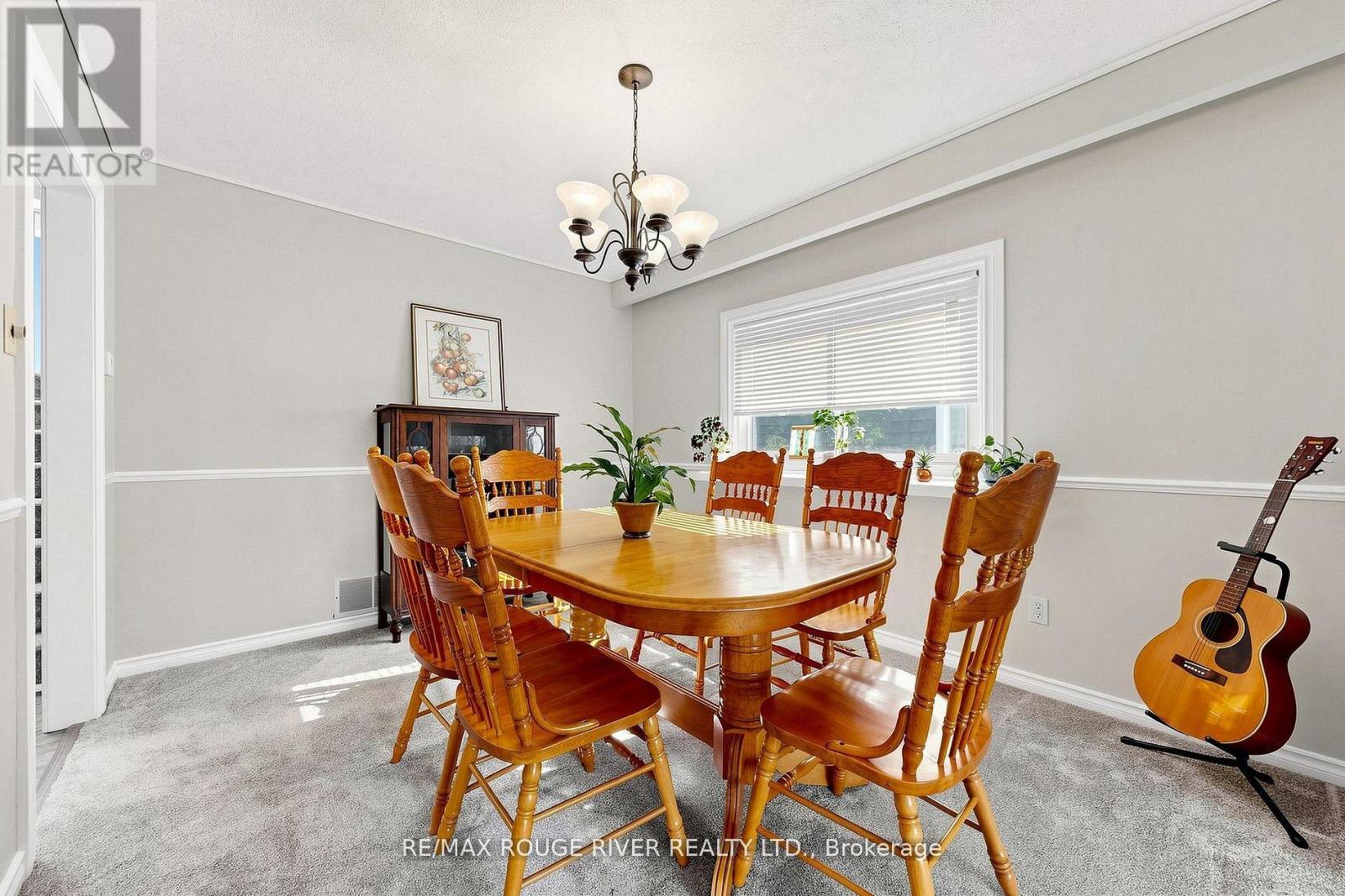 2 Mcgrath Court, Toronto, Ontario M1C 3B5 - Photo 9 - E13481242