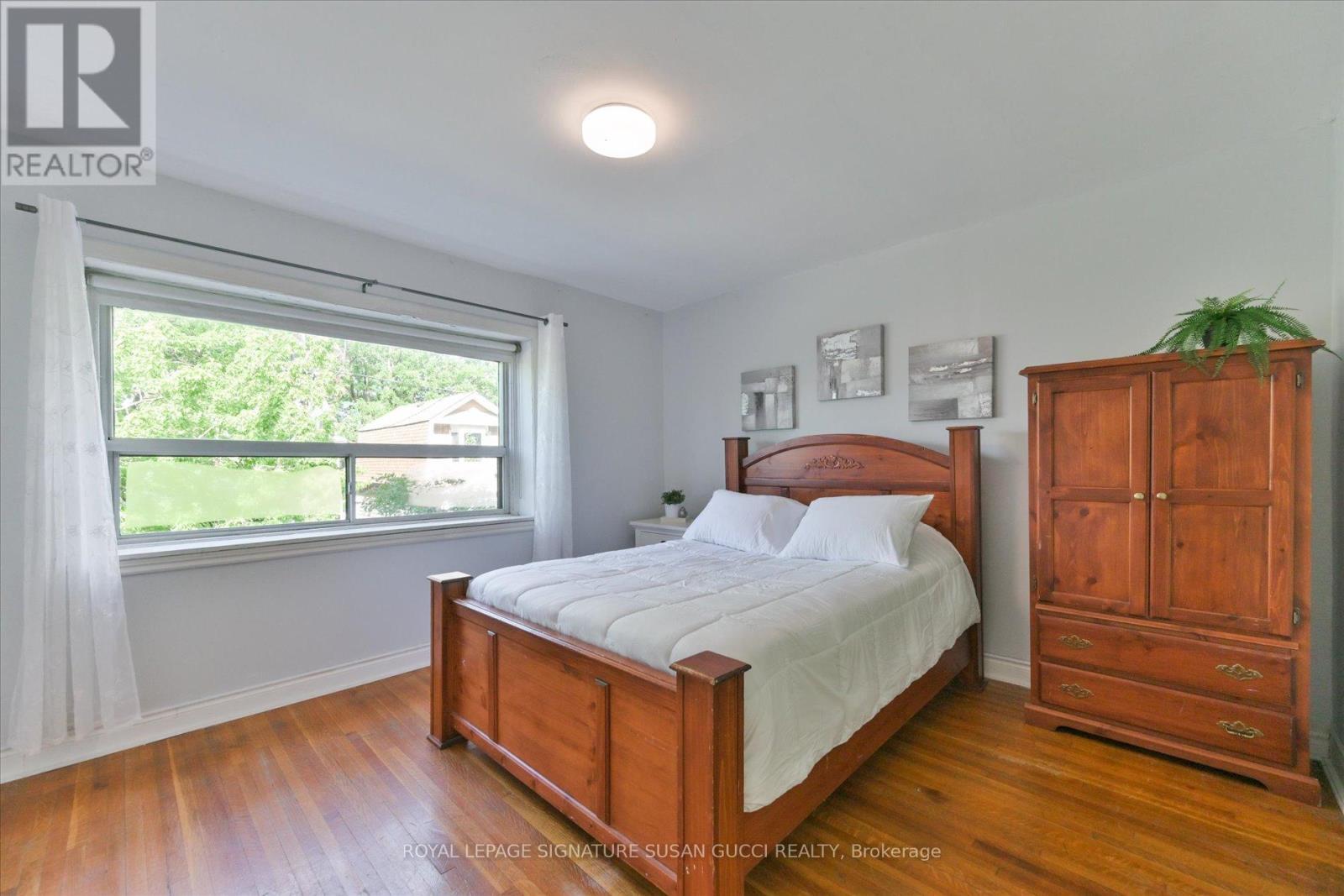 44 Westlake Avenue, Toronto, Ontario  M4C 4P8 - Photo 19 - E13481262