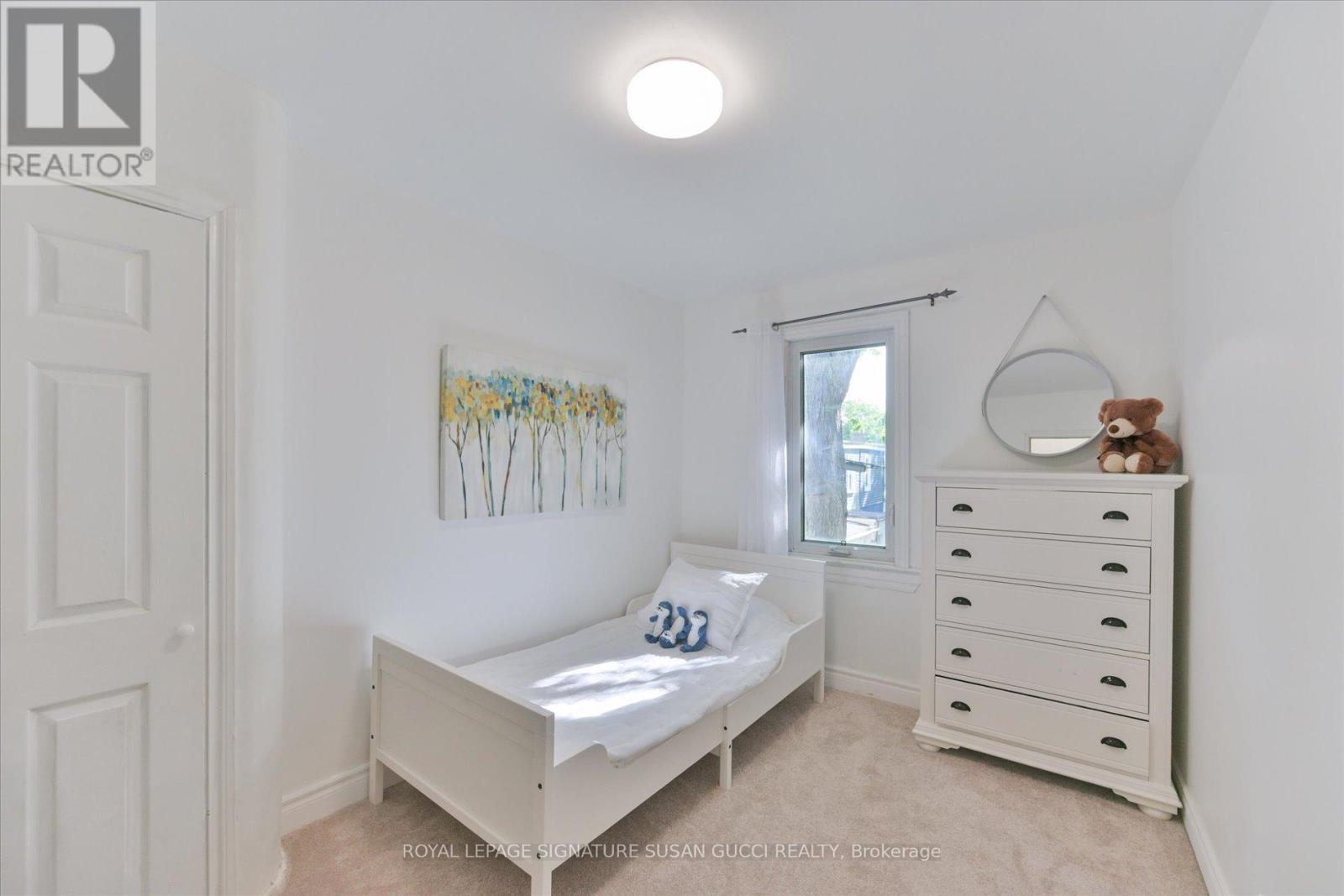 44 Westlake Avenue, Toronto, Ontario  M4C 4P8 - Photo 23 - E13481262