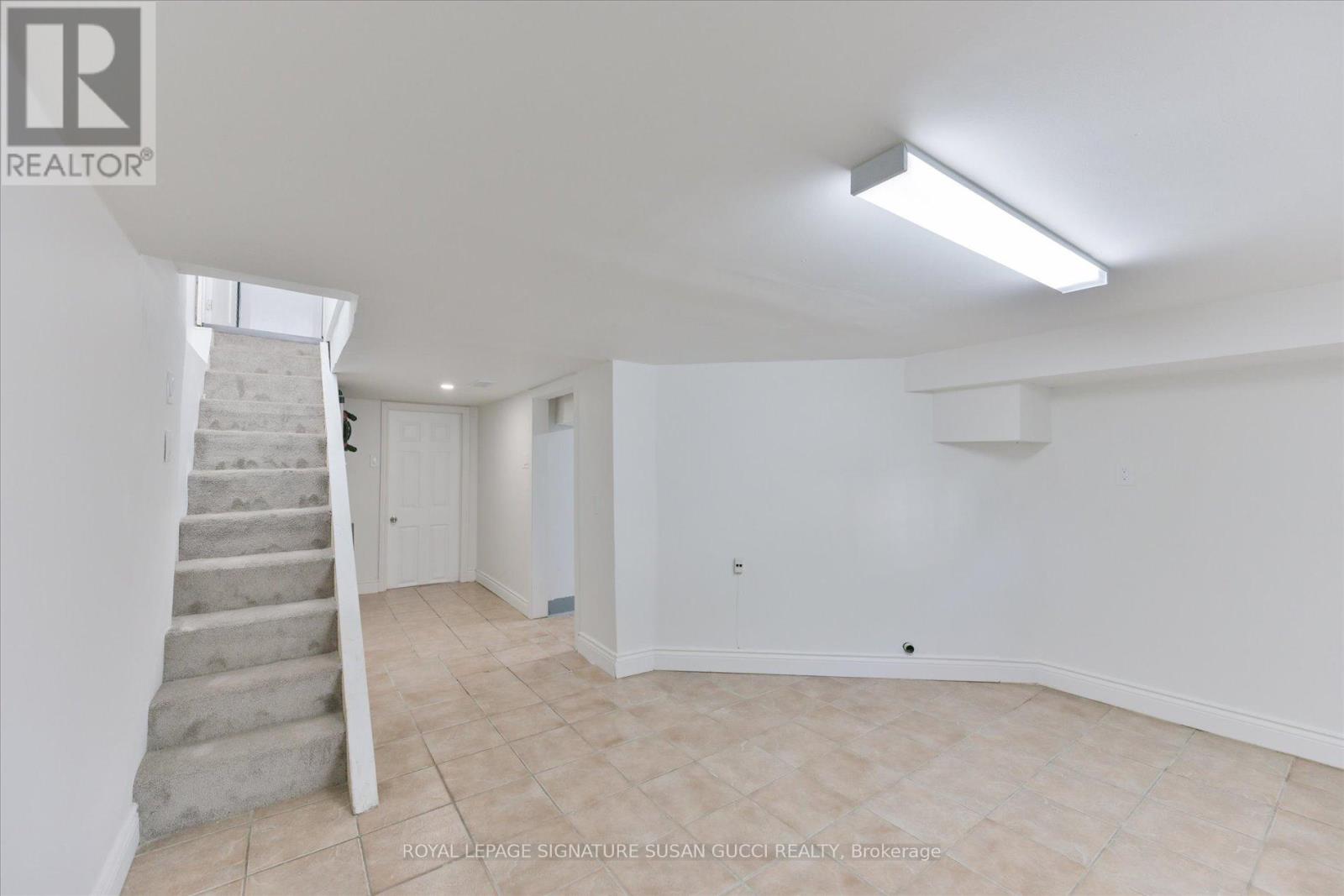 44 Westlake Avenue, Toronto, Ontario  M4C 4P8 - Photo 26 - E13481262