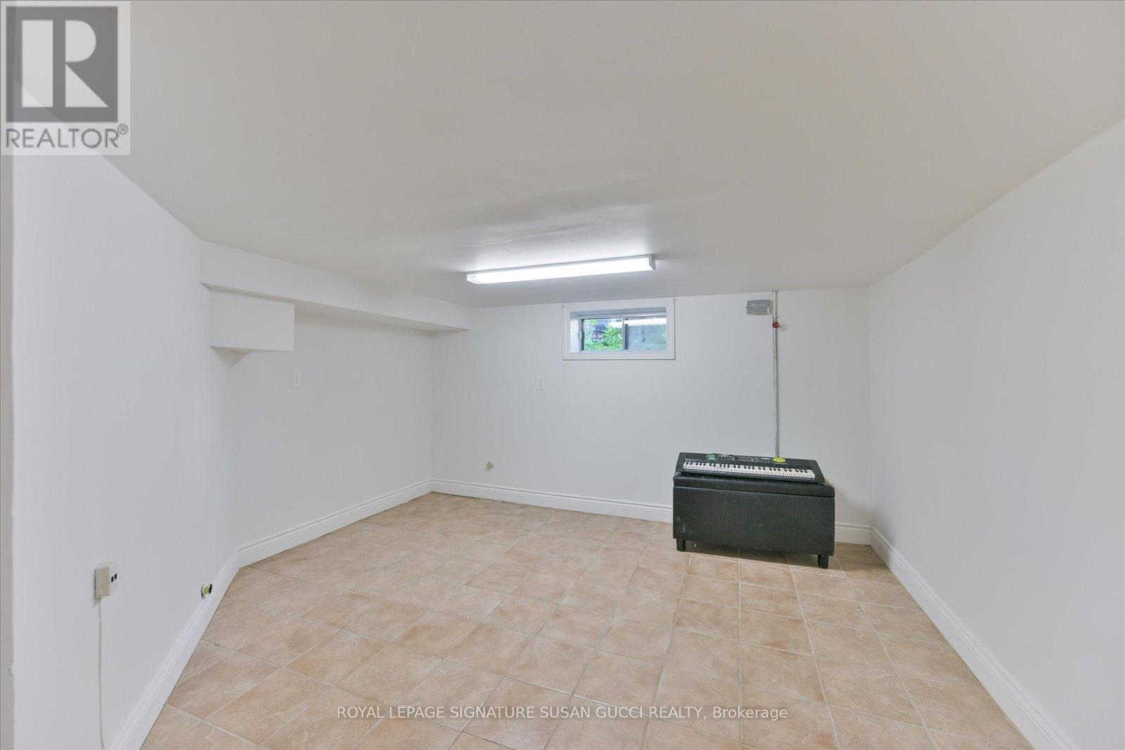 44 Westlake Avenue, Toronto, Ontario  M4C 4P8 - Photo 27 - E13481262