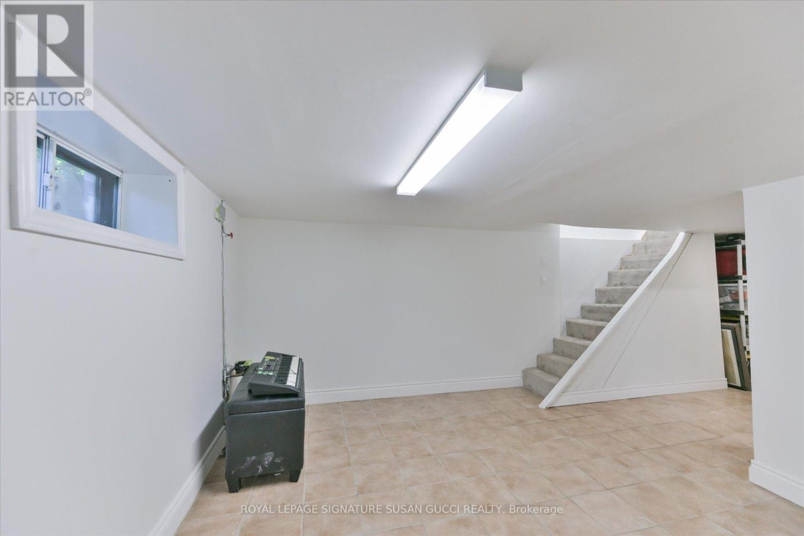 44 Westlake Avenue, Toronto, Ontario  M4C 4P8 - Photo 28 - E13481262