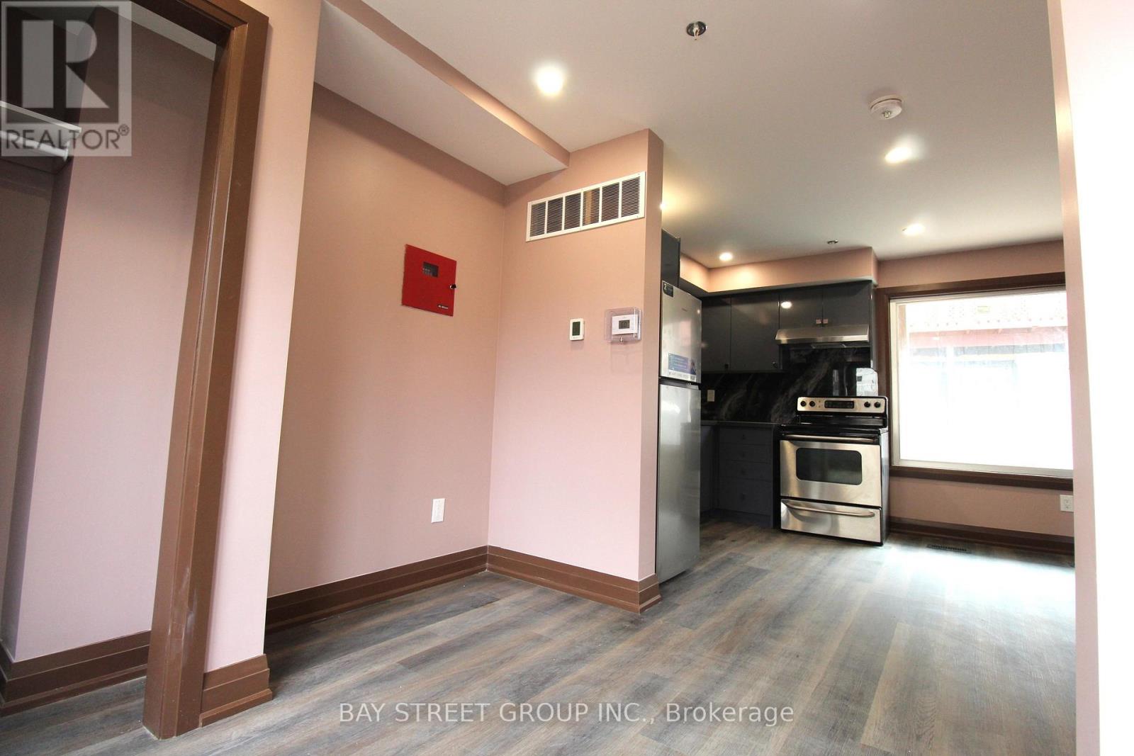 108 CHATHAM AVENUE, Toronto, Ontario