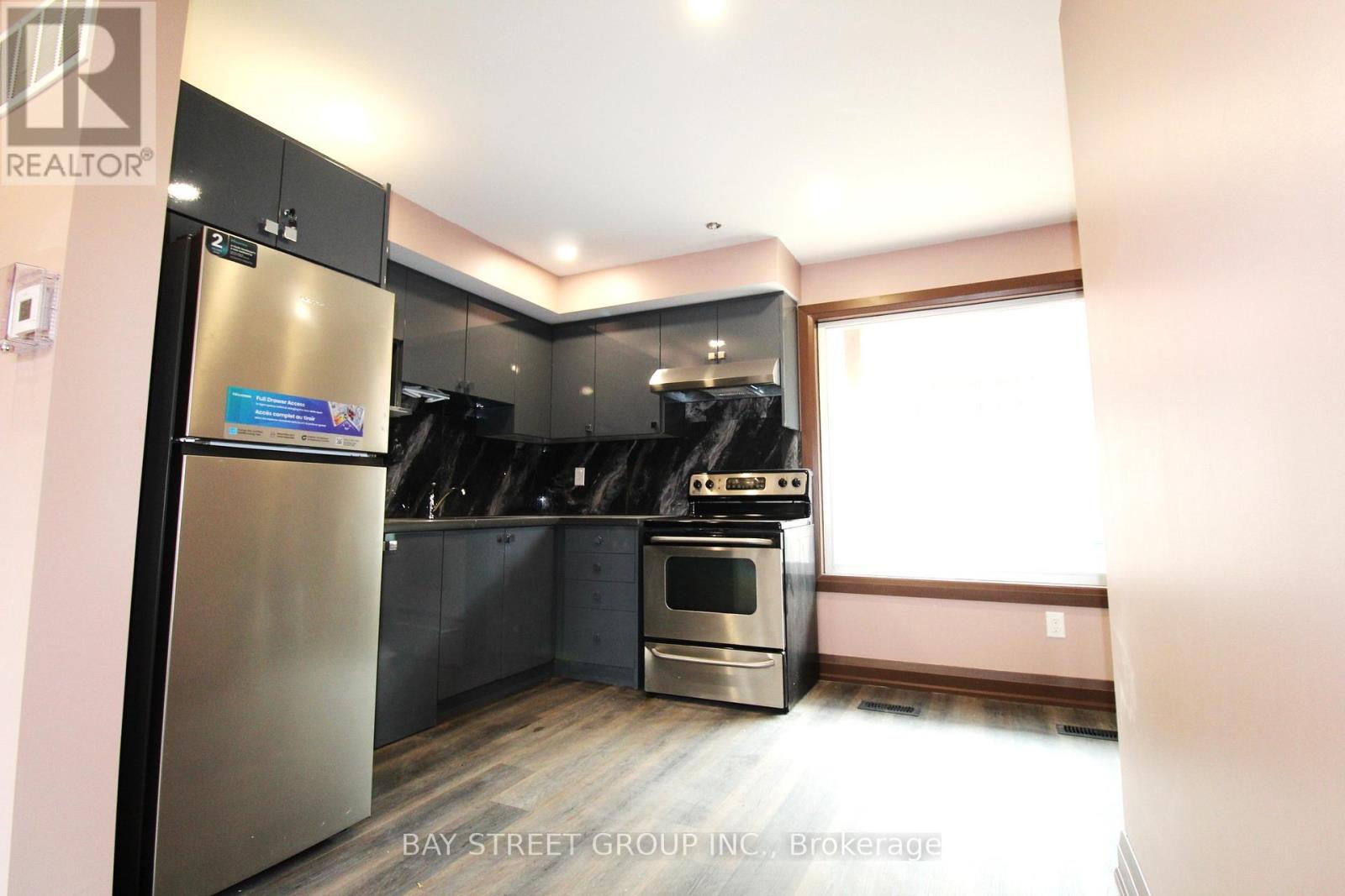 108 Chatham Avenue, Toronto, Ontario M4J 1K7 - Photo 4 - E13481282