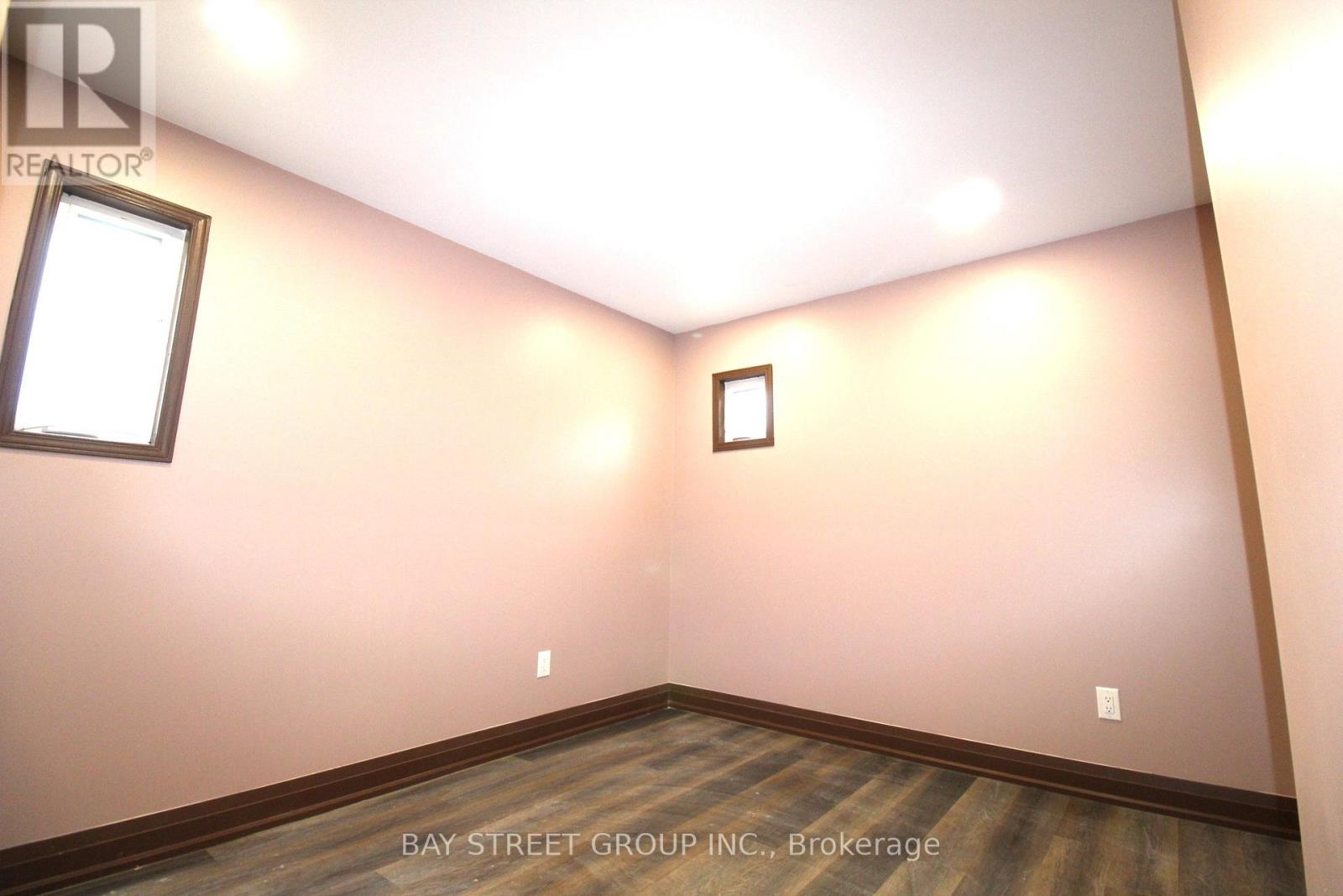 108 Chatham Avenue, Toronto, Ontario M4J 1K7 - Photo 8 - E13481282