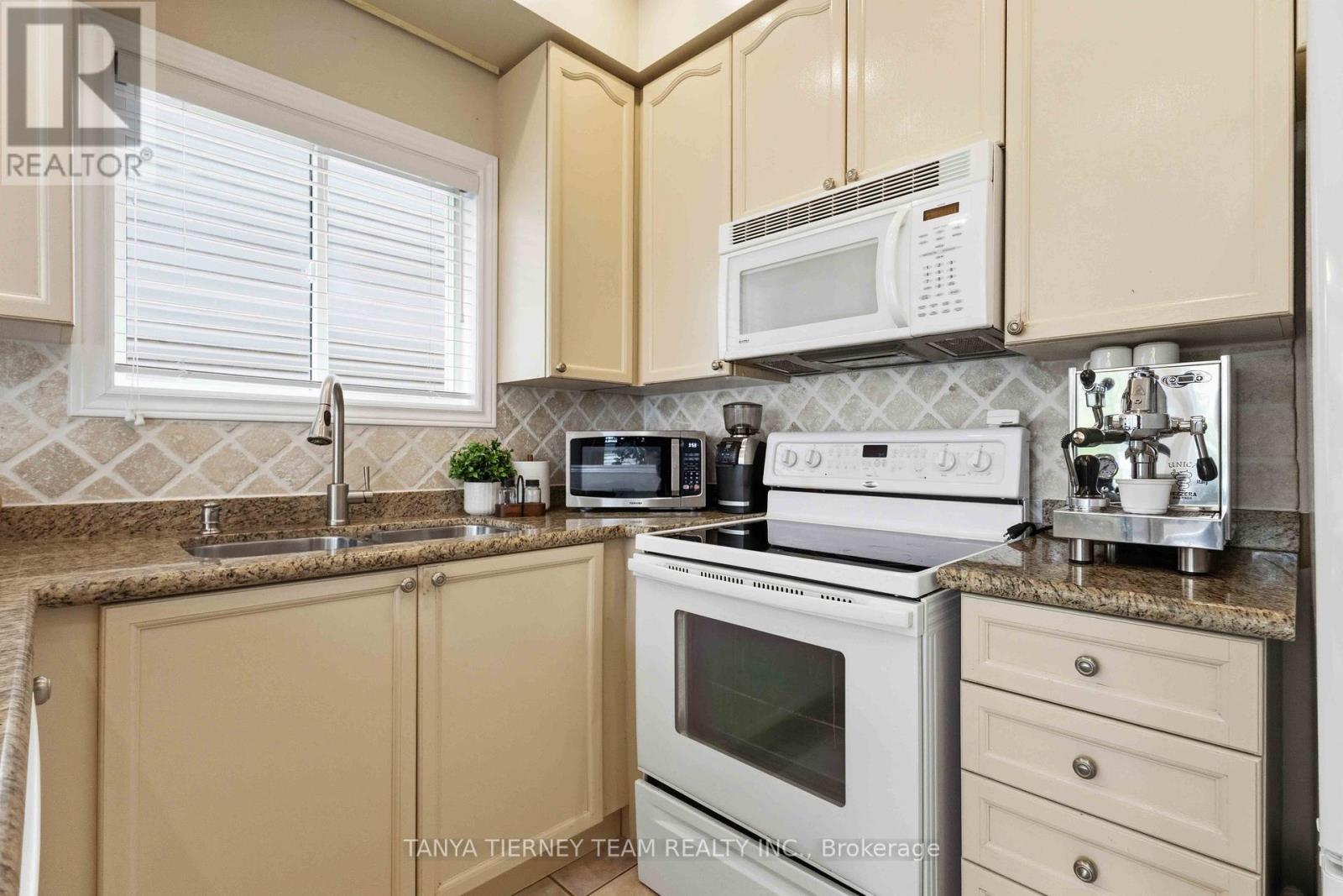 23 Cody Avenue, Whitby, Ontario  L1M 1K7 - Photo 22 - E13481286
