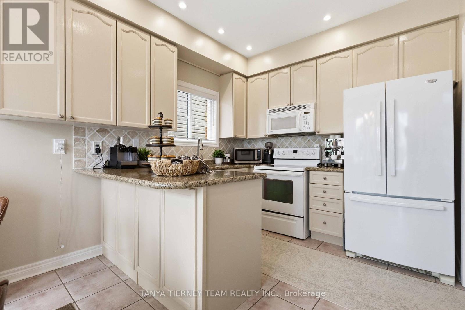 23 Cody Avenue, Whitby, Ontario  L1M 1K7 - Photo 23 - E13481286