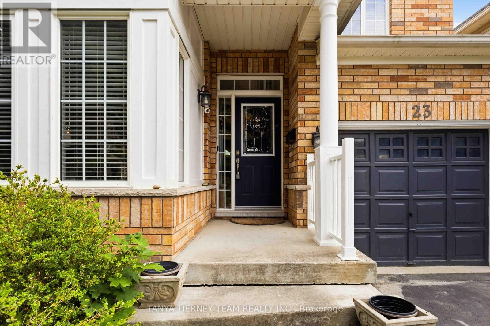 23 Cody Avenue, Whitby, Ontario  L1M 1K7 - Photo 4 - E13481286