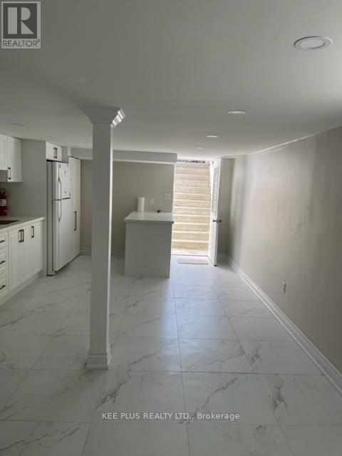 38 Cliffside Drive, Toronto (Birchcliffe-Cliffside), Ontario  M1N 1L3 - Photo 3 - E13481300