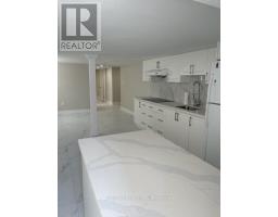 38 CLIFFSIDE DRIVE, Toronto, Ontario