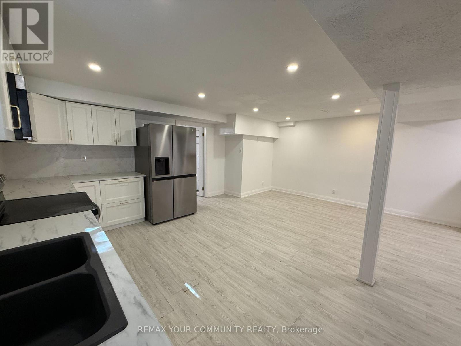 6 Albery Crescent, Aurora, Ontario L4G 5R4 - Photo 7 - N13481244