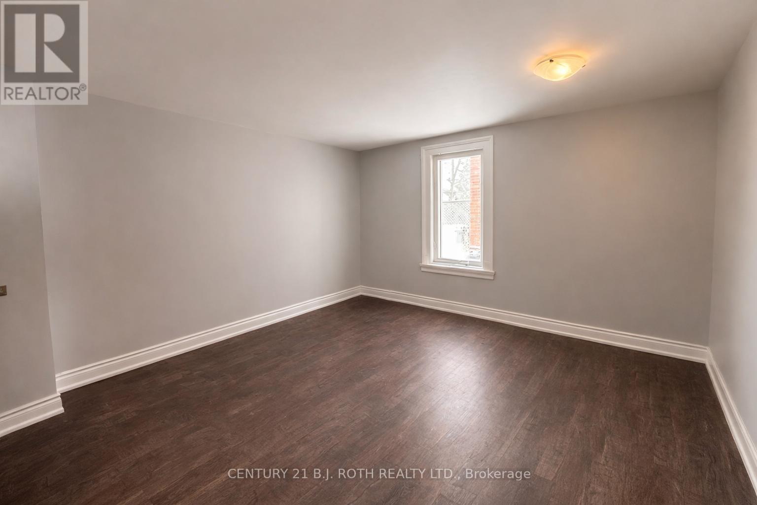 Low - 58 Mary Street, Barrie (Lakeshore), Ontario  L4N 1T1 - Photo 5 - S13481192