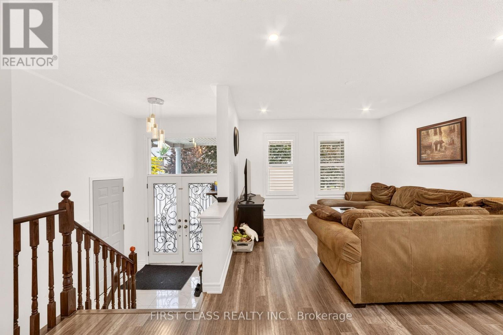 115 Succession Crescent, Barrie (Innis-Shore), Ontario  L4M 7G7 - Photo 2 - S13481216