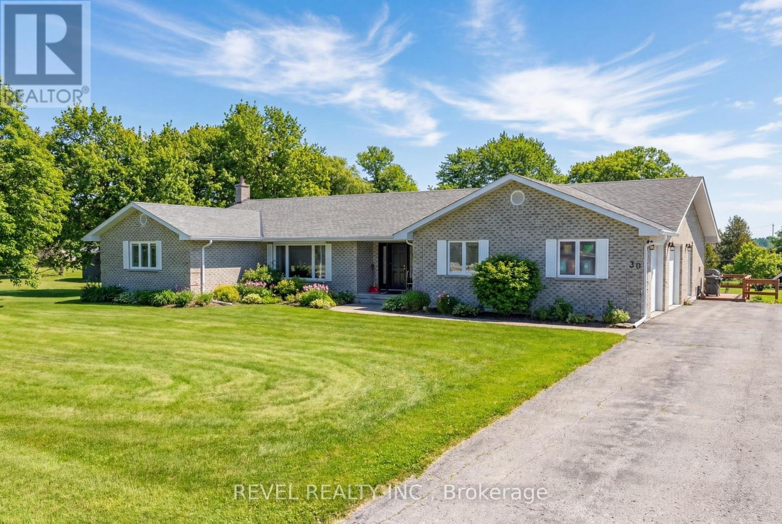 30 CASTLE HARBOUR DRIVE, Scugog, Ontario