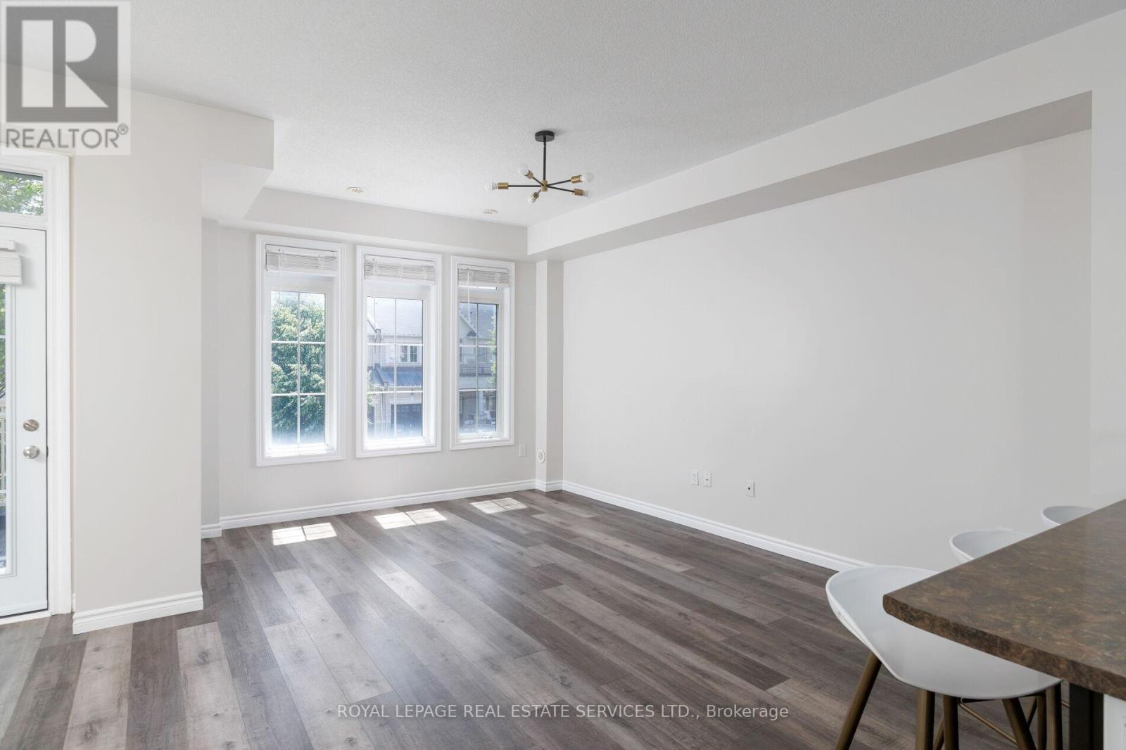 2425 Greenwich Drive, Oakville, Ontario  L6M 0S4 - Photo 12 - W13481168
