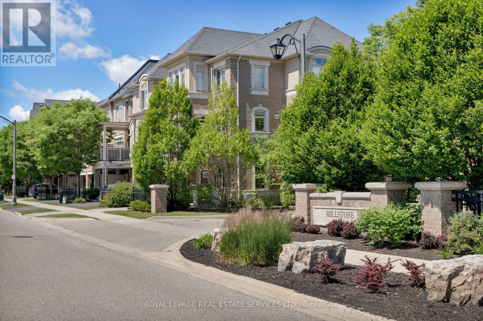 2425 Greenwich Drive, Oakville, Ontario  L6M 0S4 - Photo 40 - W13481168
