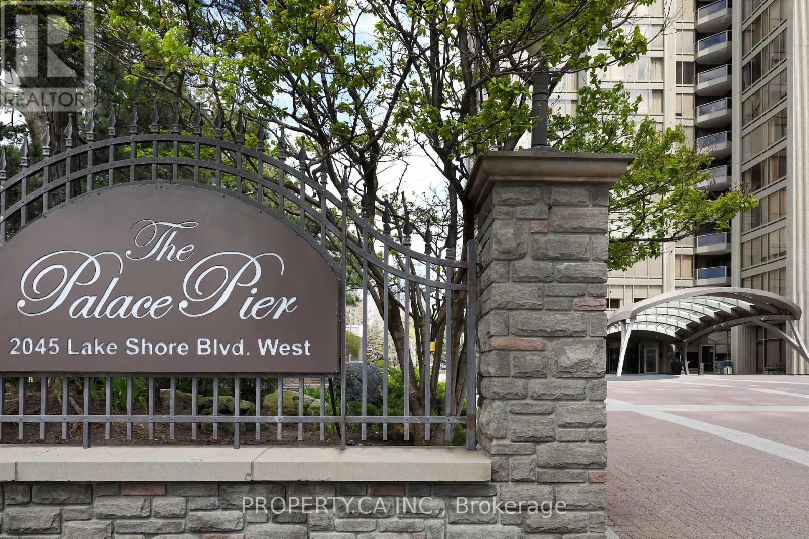 3701 - 2045 LAKE SHORE BOULEVARD W, Toronto, Ontario