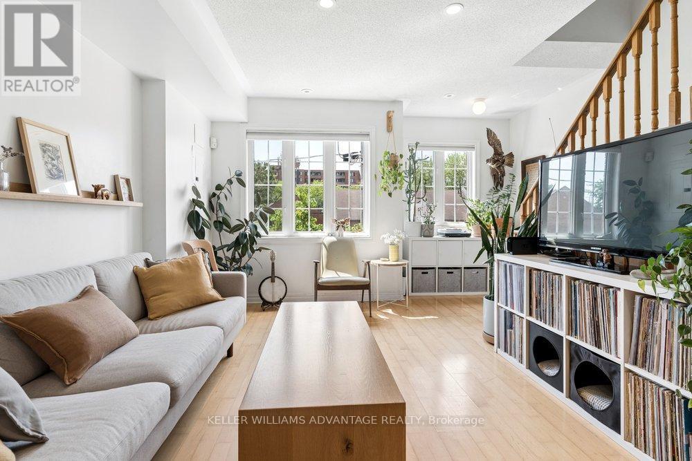 12 Connolly Street, Toronto, Ontario  M6N 5G3 - Photo 12 - W13481252