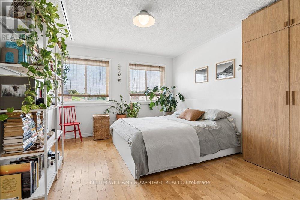 12 Connolly Street, Toronto, Ontario  M6N 5G3 - Photo 37 - W13481252