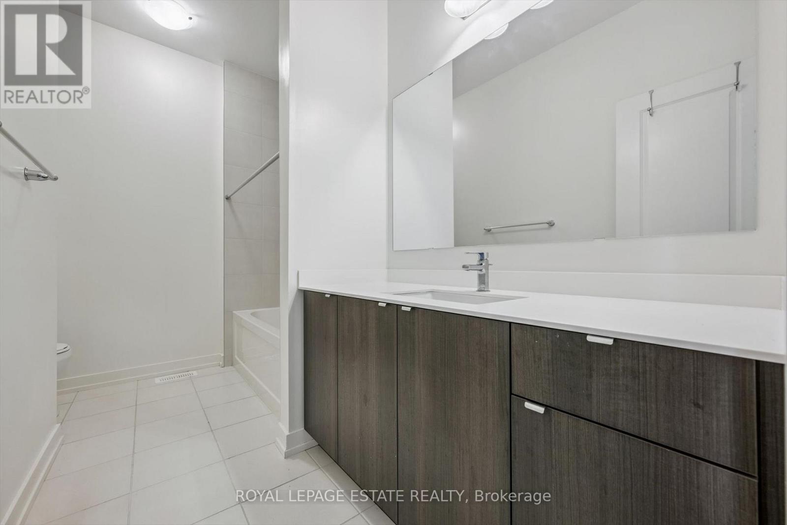 237 Fowley Drive, Oakville, Ontario  L6H 0P4 - Photo 23 - W13481318