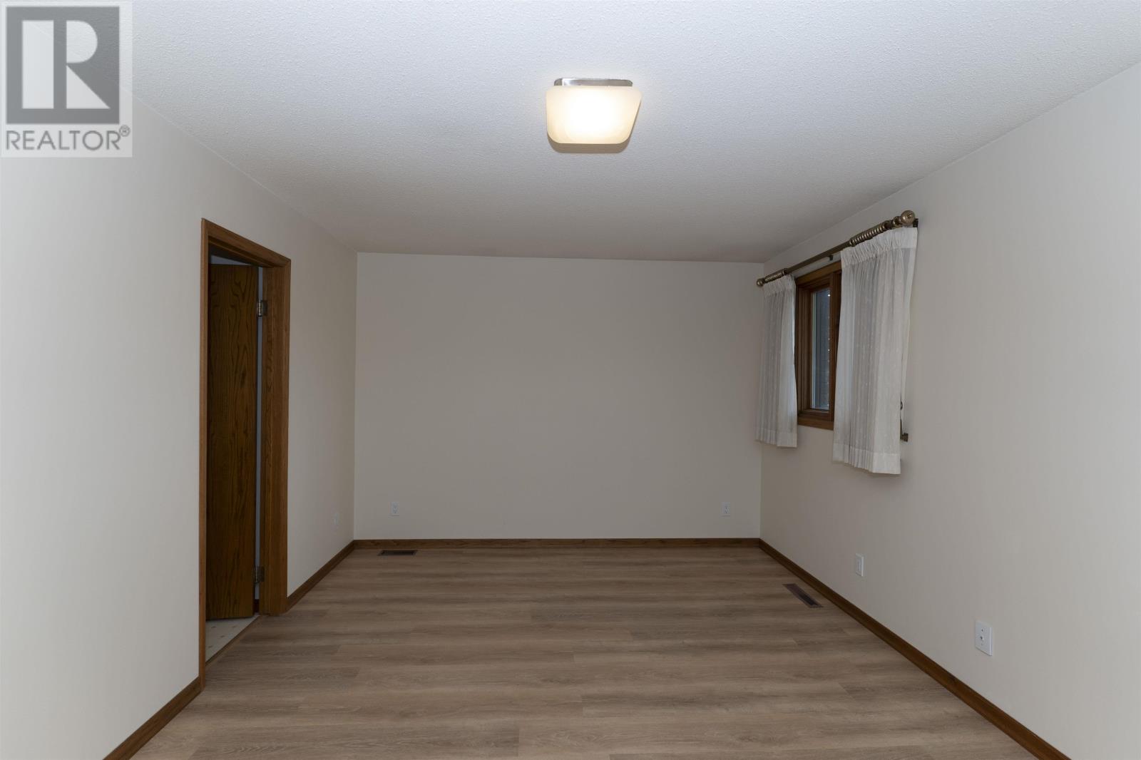 110 Albany St, Thunder Bay, Ontario  P7A 6Z2 - Photo 15 - TB2601661