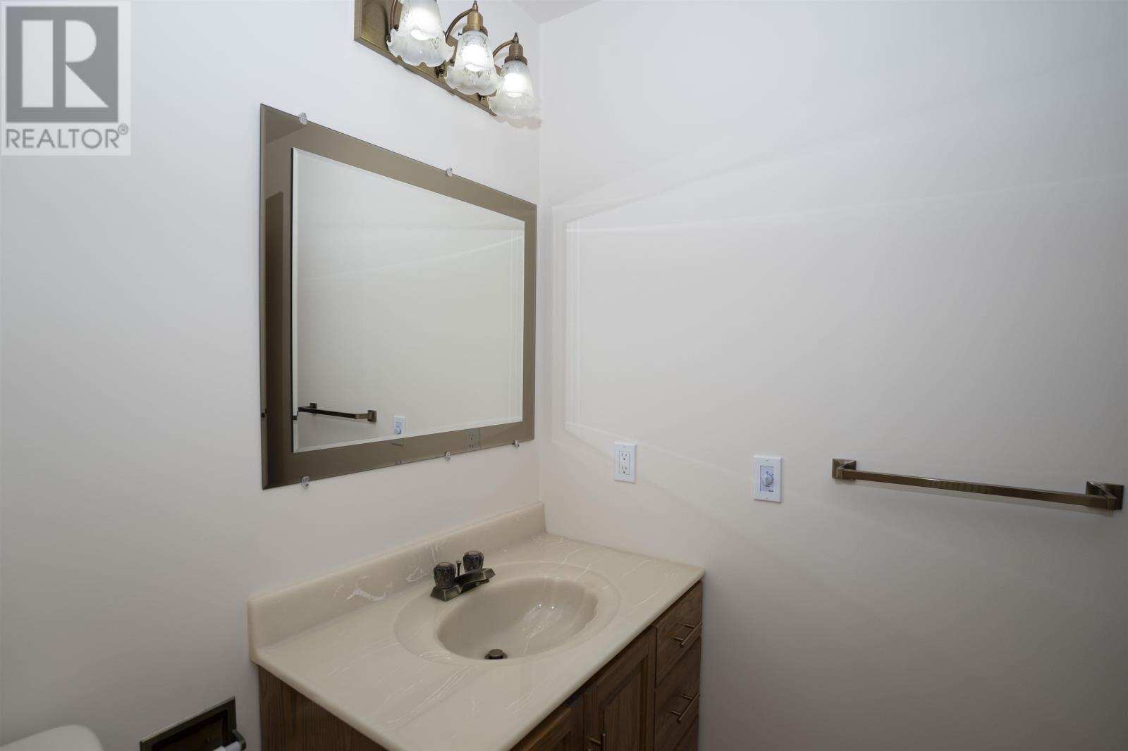 110 Albany St, Thunder Bay, Ontario  P7A 6Z2 - Photo 41 - TB2601661