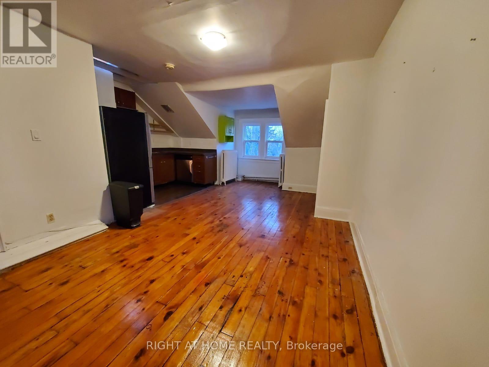 5 - 178 Spadina Road, Toronto, Ontario  M5R 2T8 - Photo 3 - C13481384