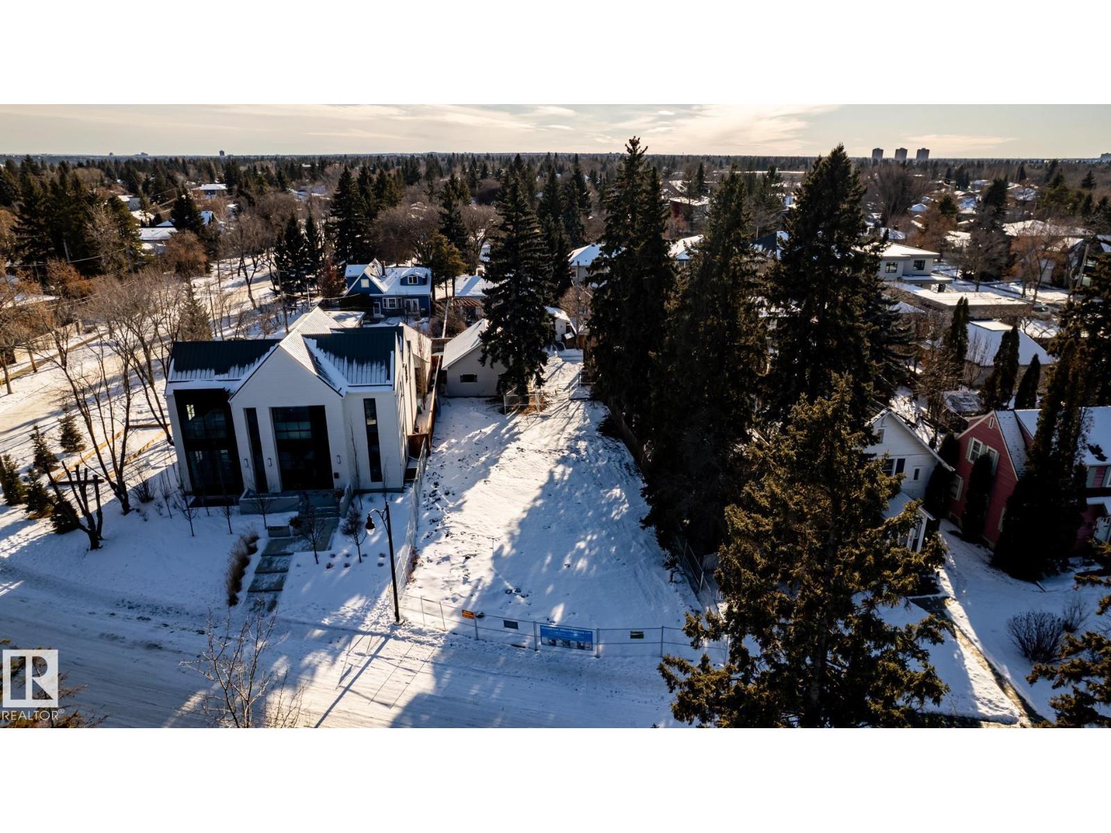 14307 Summit Dr NW, Edmonton, Alberta  T5N 3T1 - Photo 60 - E4495262
