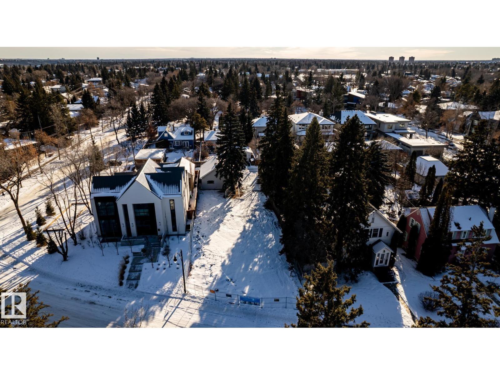 14307 Summit Dr NW, Edmonton, Alberta  T5N 3T1 - Photo 61 - E4495262