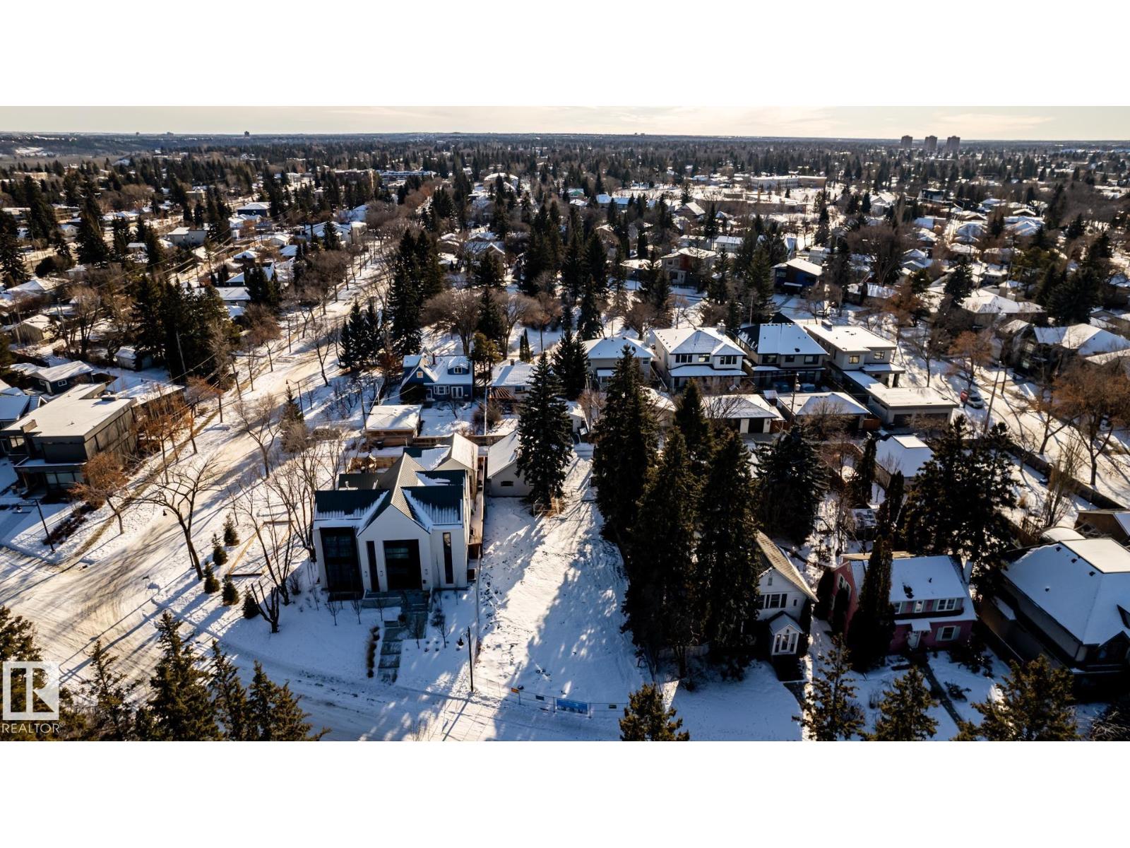 14307 Summit Dr NW, Edmonton, Alberta  T5N 3T1 - Photo 62 - E4495262