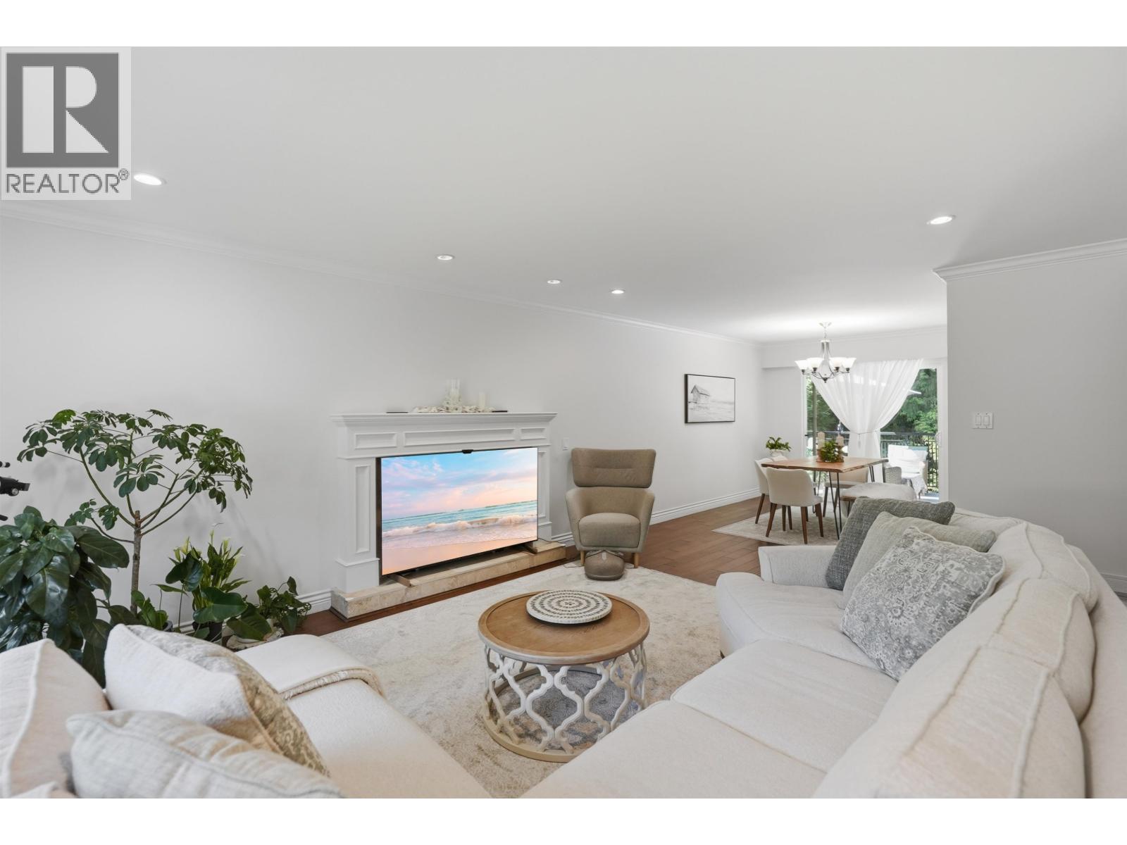 3693 Regent Avenue, North Vancouver, British Columbia  V7N 2C3 - Photo 8 - R3139128