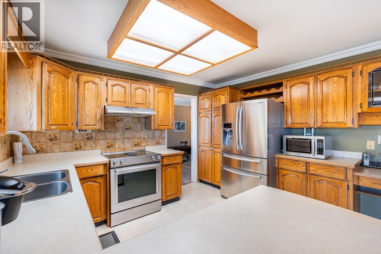 382 Balfour Drive, Coquitlam, British Columbia V3K 6C5 - Photo 9 - R3139157
