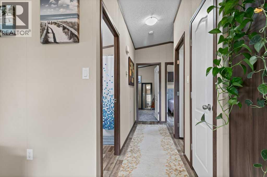 125 3rd Avenue South, Big Valley, Alberta  T0J 0G0 - Photo 11 - A2323462