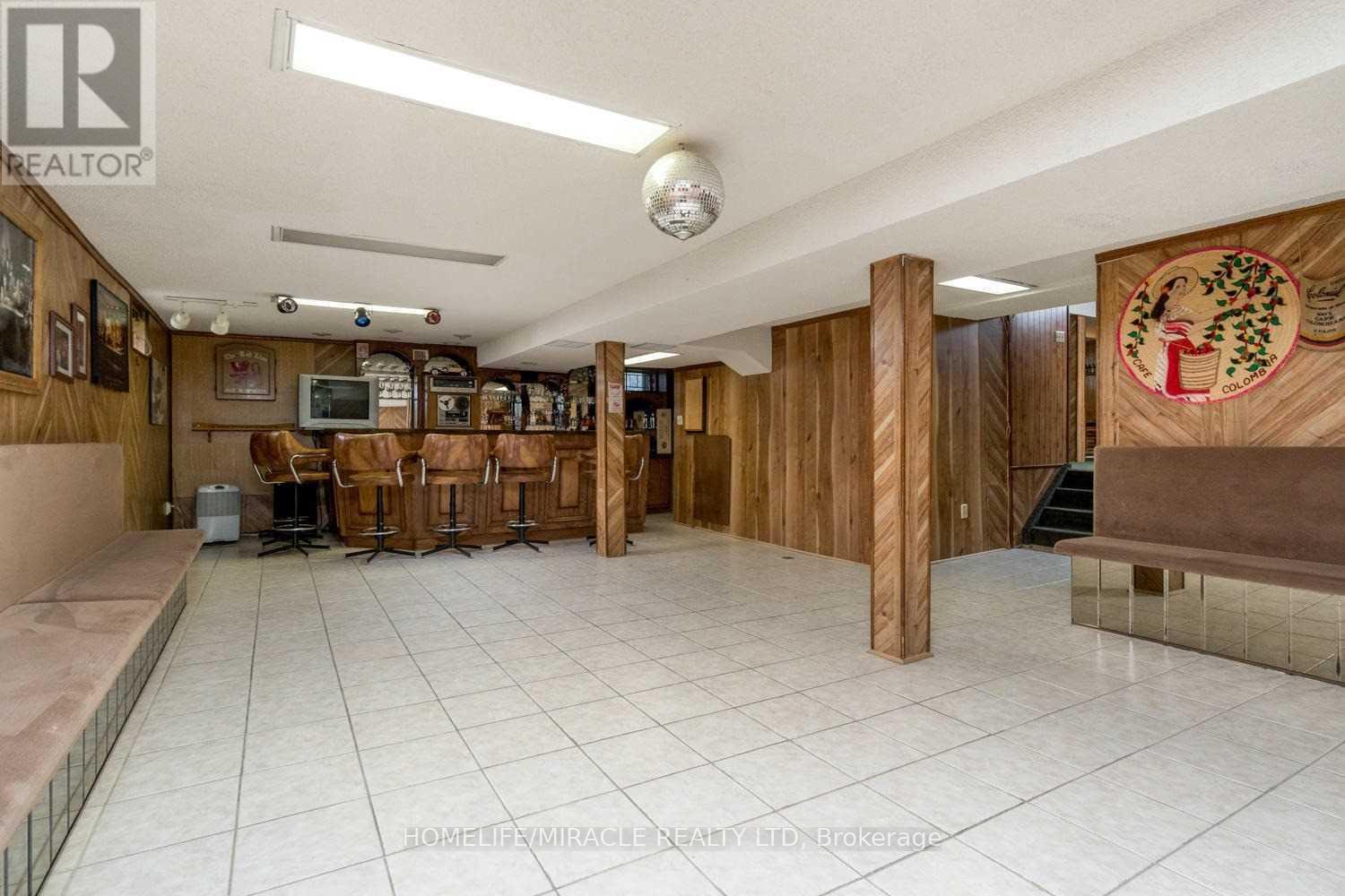 850 Chippenham Drive, Mississauga, Ontario  L5H 3S7 - Photo 15 - W13481342