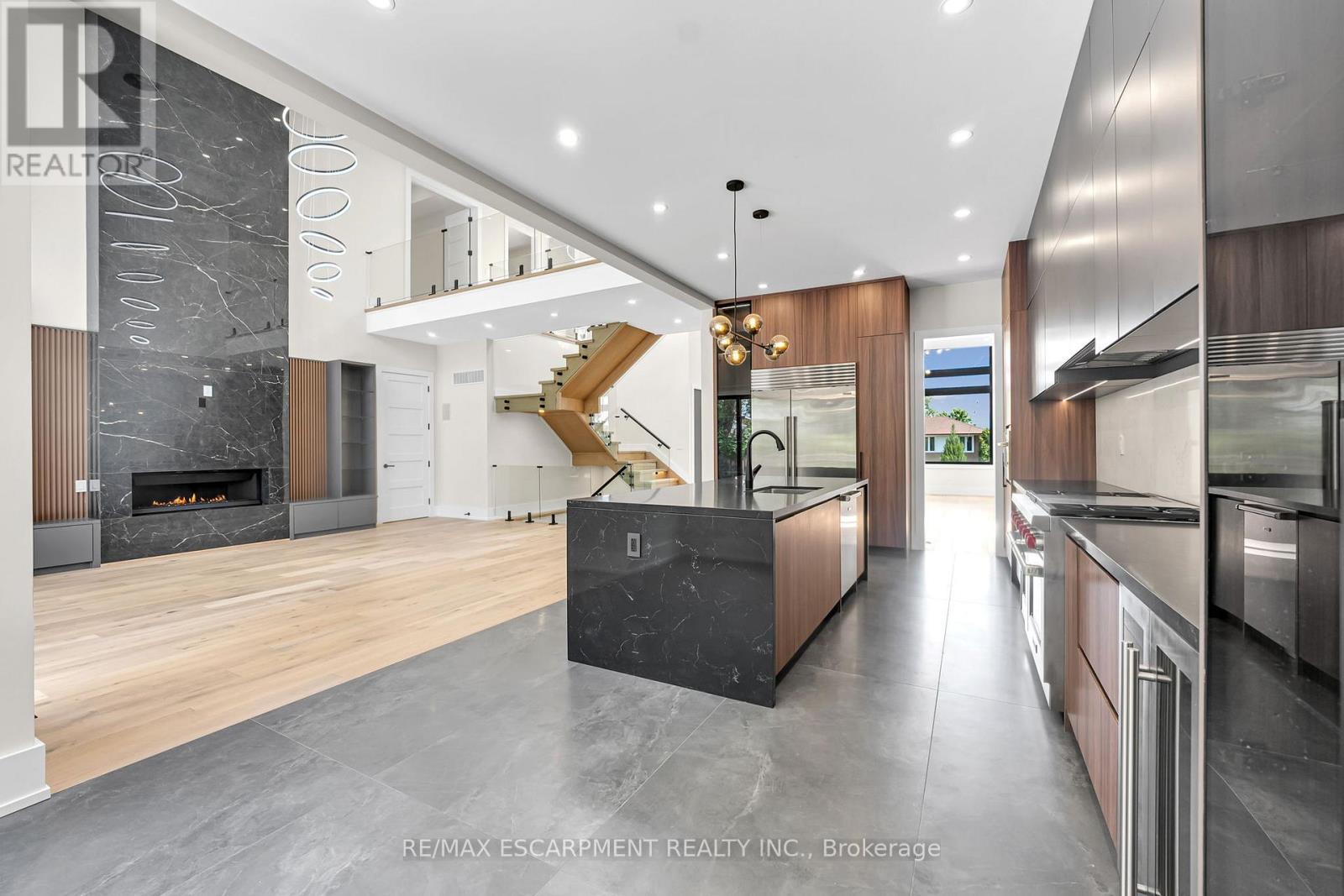 369 Wade Street, Oakville, Ontario  L6K 2A4 - Photo 15 - W13481348